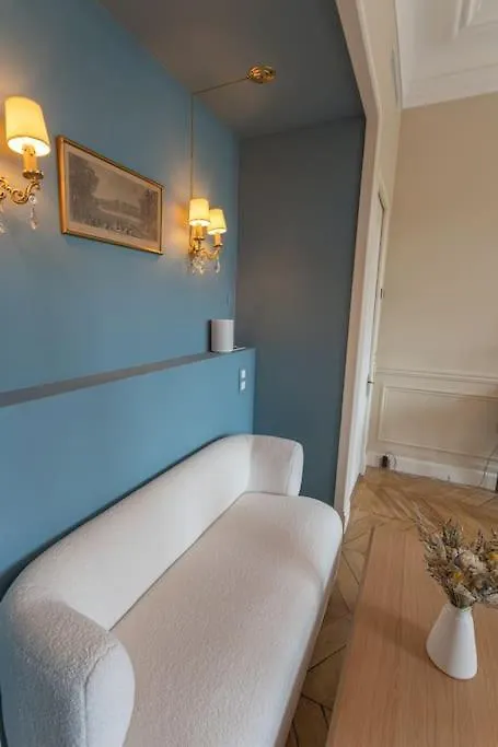 Appartement Vue Louvre Et Seine *