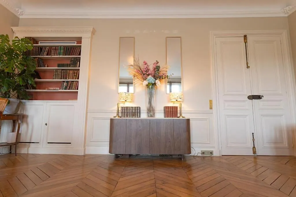 Appartement Vue Louvre Et Seine *